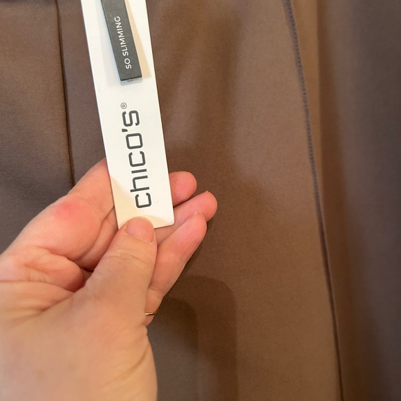 Chicos size 3.5 brown pull on pants - Picture 2 of 5